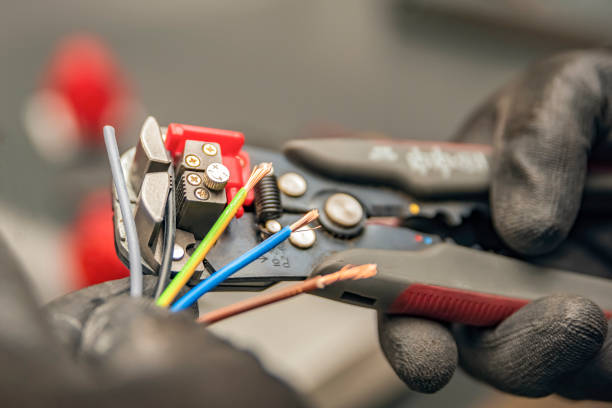 Best Circuit Breaker Repair  in Queens Gate, PA